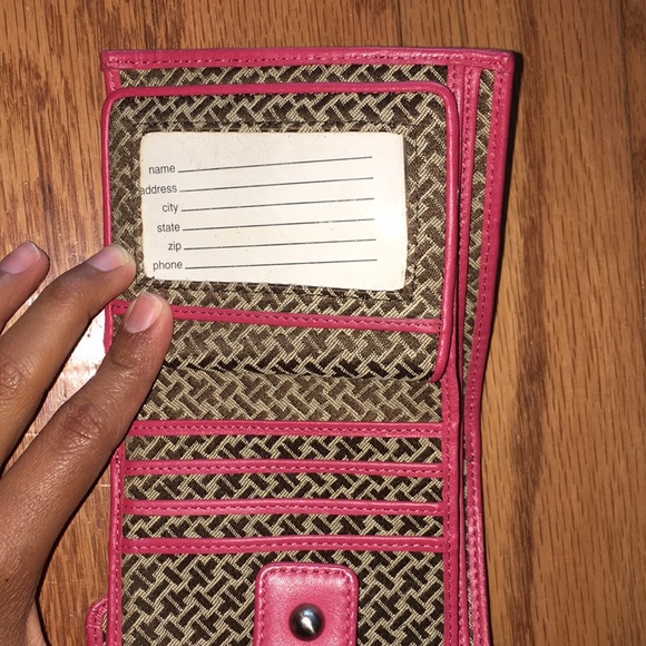 Talbots wallet. - Picture 4 of 7